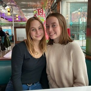 Meet your Posher, Emma